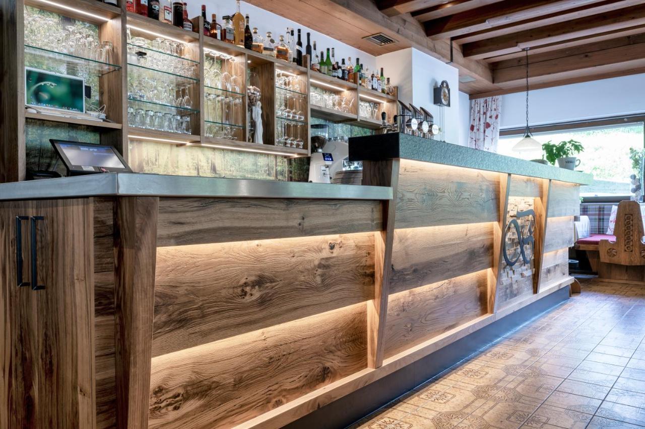 Отель Cafe-Restaurant Bettina Элльмау Экстерьер фото